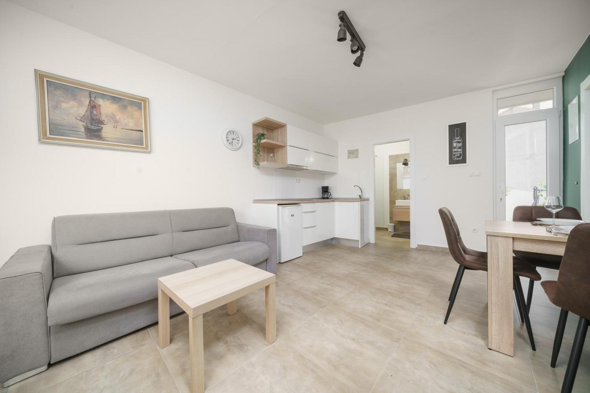 Holiday Home Oliva Vodice Luaran gambar