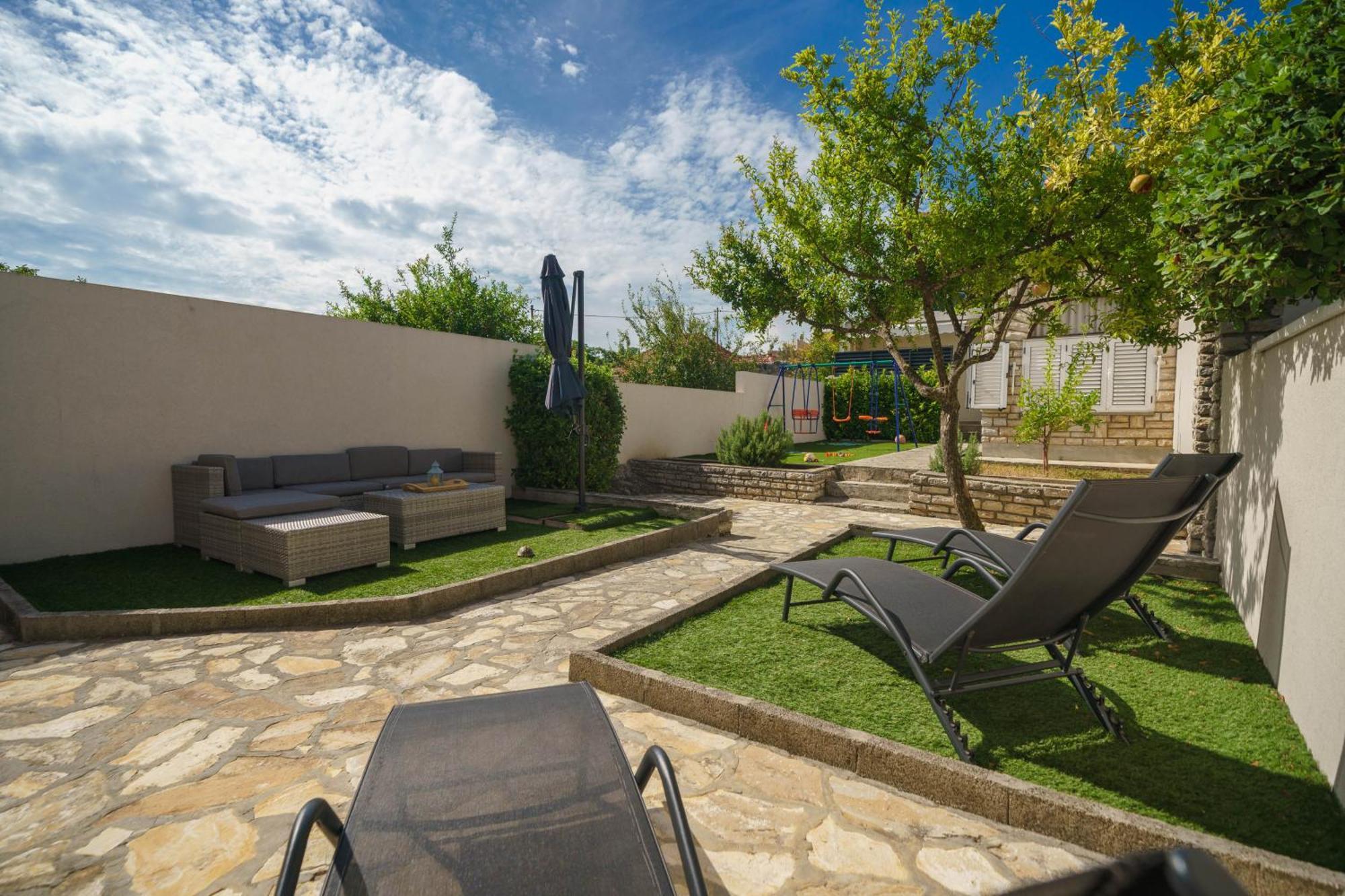 Holiday Home Oliva Vodice Luaran gambar