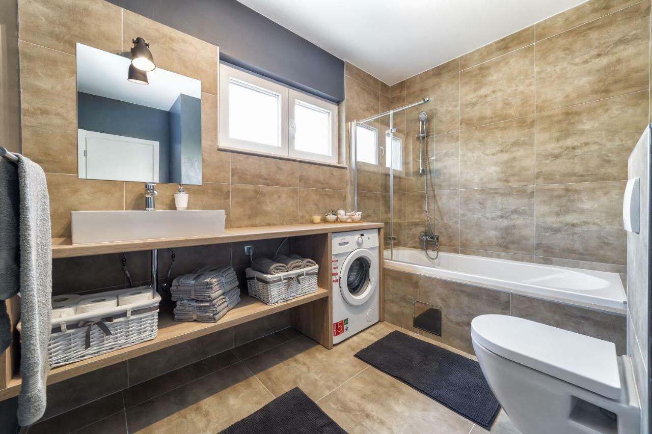 Holiday Home Oliva Vodice Luaran gambar