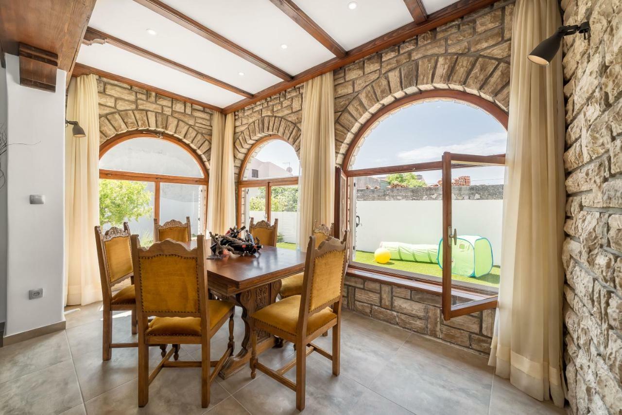 Holiday Home Oliva Vodice Luaran gambar