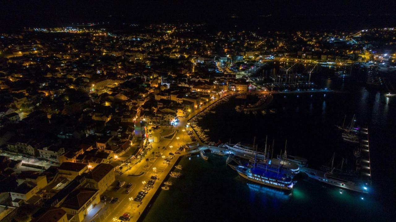 Holiday Home Oliva Vodice Luaran gambar